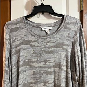 Long sleeve light weight shirt